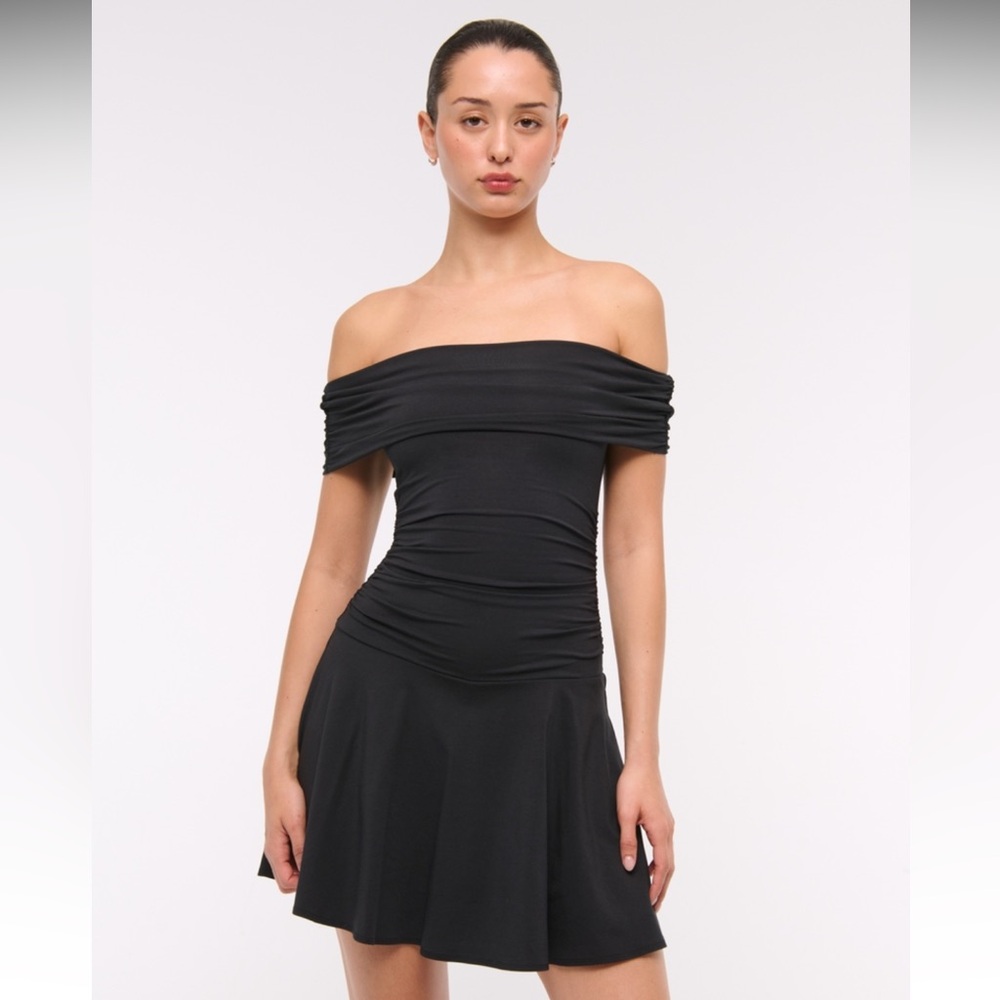 Abercrombie Off-The-Shoulder Knit Skort